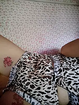 -Tara-a's Live XXX Chat