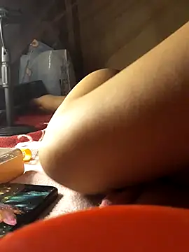 -Tara-a – Live XXX-chat