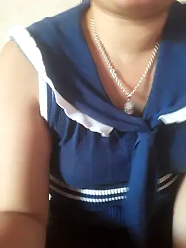 -Tara-a's Live XXX Chat