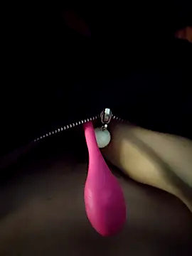 -Tara-a Adlı Modelin Canlı XXX Sohbeti