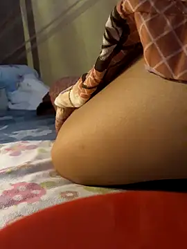 -Tara-a 现场XXX聊天