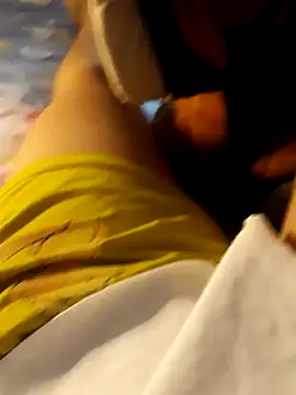 -Tara-a's Live XXX Chat
