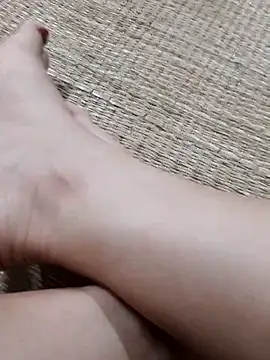 -Tara-a লাইভ XXX চ্যাট