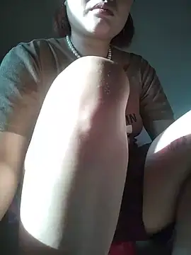 -Tara-a's Live XXX Chat