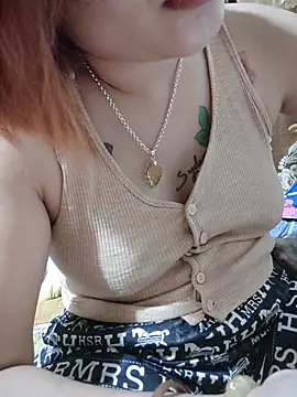 -Tara-a – Naživo XXX chat