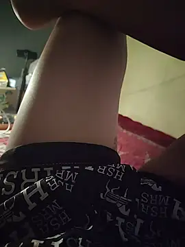 -Tara-a's Live XXX Chat