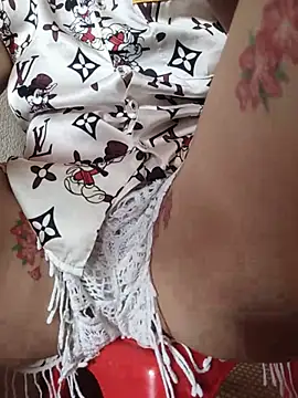 -Tara-a – Live XXX-chat