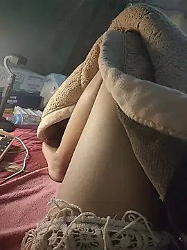 -Tara-a Live XXX Chat