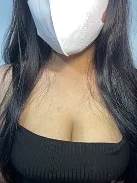 Titbooo_18 Show Webcam