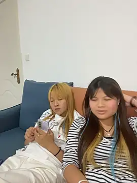 xiaolin2333 Webcam-Show