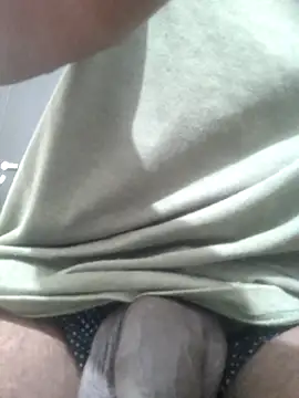 B-B-C-8 – Naživo XXX chat