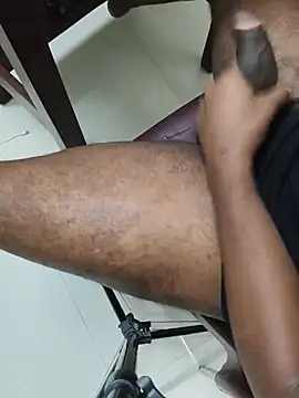 B-B-C-8 লাইভ XXX চ্যাট