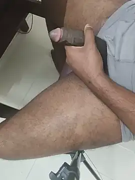 B-B-C-8 Live XXX Chat