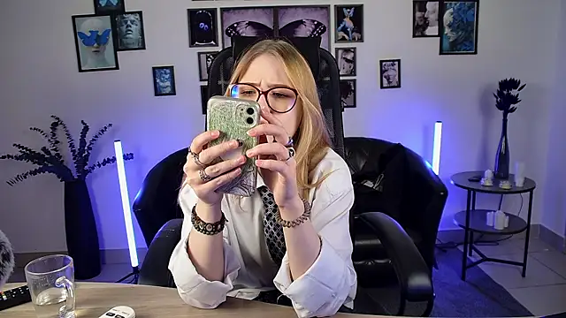 Chat +18 de lanafitch ao vivo