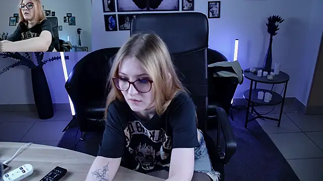 lanafitch webcam show