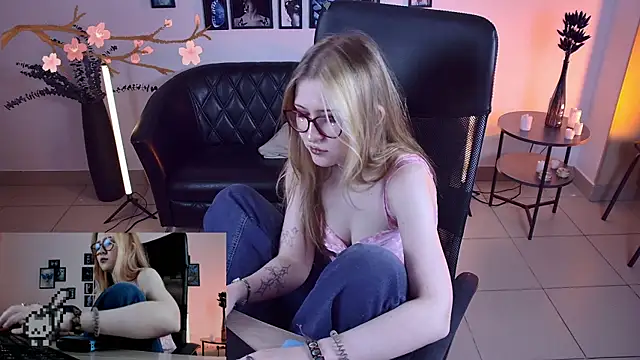 lanafitch Adlı Modelin Canlı XXX Sohbeti