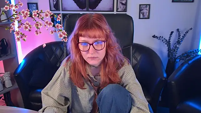 lanafitch Show in webcam