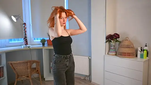 SunnyAdrid Chat XXX live