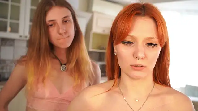 JaneUbry Show in webcam