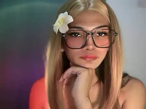 fuckingkeysha  网络视讯表演