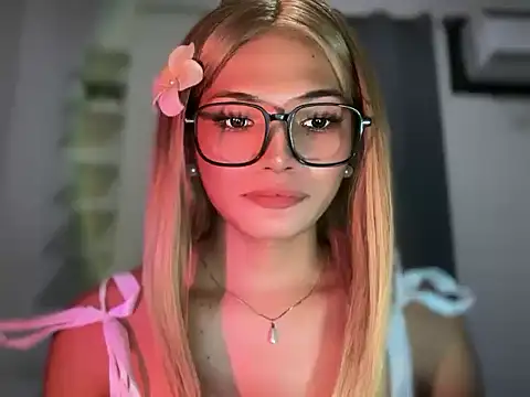 Webkamerová show fuckingkeysha