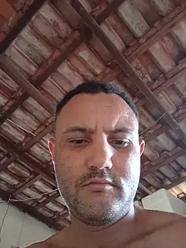 Helio0: διαδικτυακό σόου στην κάμερα