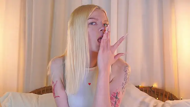 AngeloJancik's Live XXX Chat