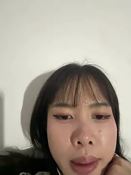 Lov3lily 现场XXX聊天