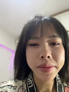 Lov3lily Chat XXX live