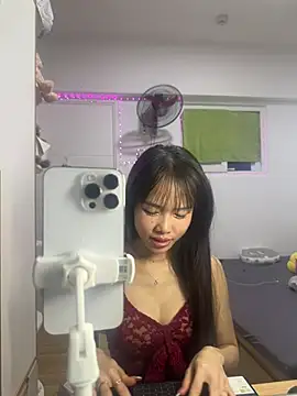 Lov3lily's Live XXX Chat
