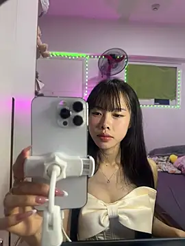 Lov3lily Live XXX-Chat