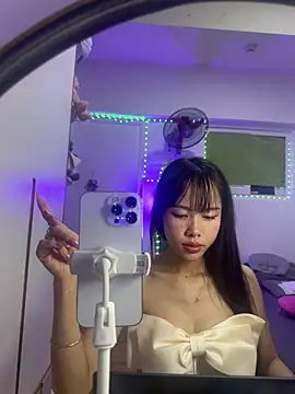 Lov3lily's Live XXX Chat