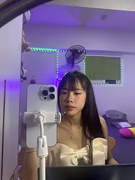 Lov3lily live XXX chat