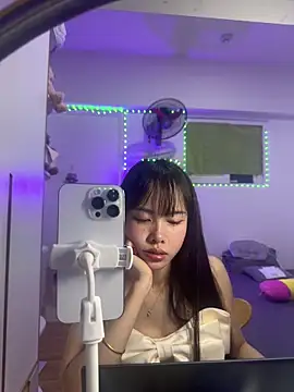 Lov3lily Live XXX-Chat