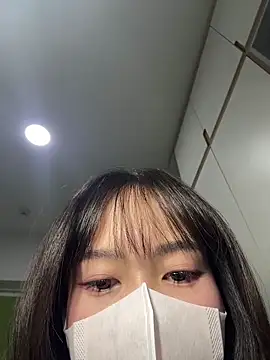Lov3lily 现场XXX聊天