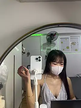 Lov3lily Show Webcam