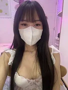 Lov3lily 现场XXX聊天