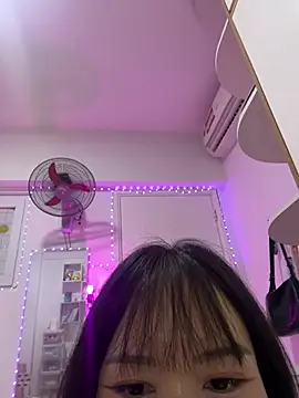 Lov3lilyのライブXXXチャット