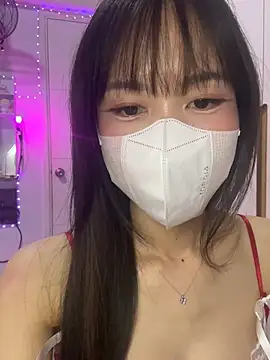 Lov3lily: απευθείας συνομιλία ΧΧΧ