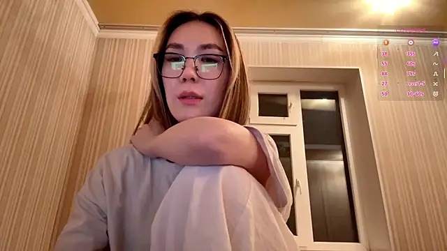 Chat +18 de JenellKjelland ao vivo