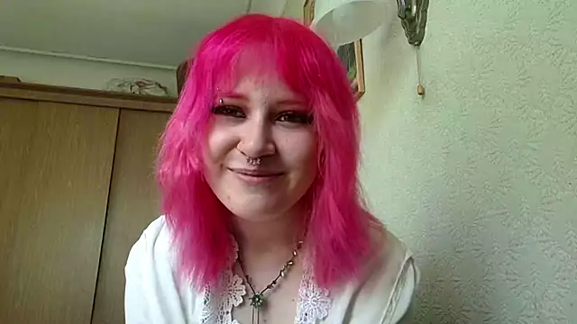 KamiBleich Adlı Modelin Canlı XXX Sohbeti