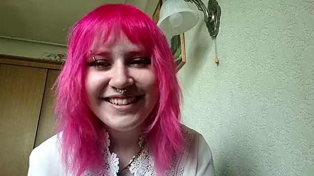 KamiBleich élő XXX-chatje