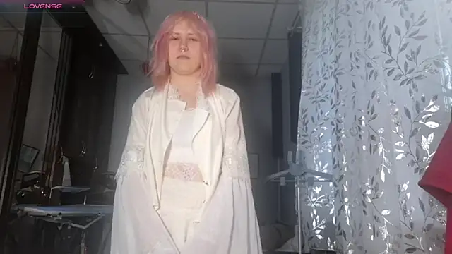 KamiBleich webcam show