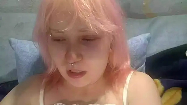 KamiBleich's Live XXX Chat