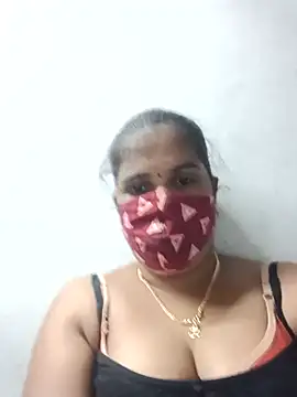 Tamil-shivani95's Live XXX Chat