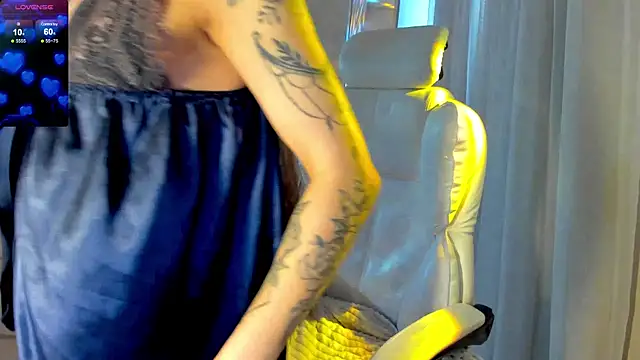Chat +18 de Black_Dollarss ao vivo