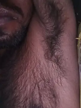 nilu_5633 在線直播表演