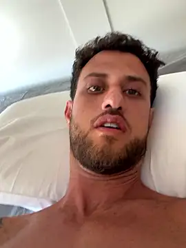 roberto24c webcam show
