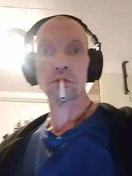 Tomppa-78 Show in webcam