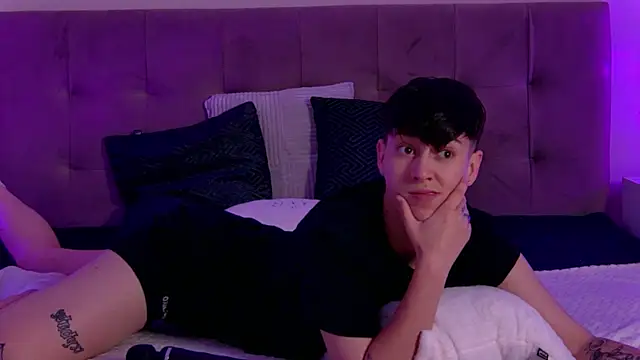 Pertunjukan Kamera Web JessyAdoryx